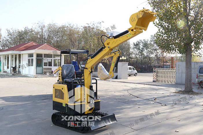 小型挖掘機(jī) 小型挖掘機(jī)